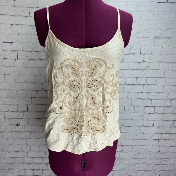Forever 21 Tops - Forever 21 Medium Cream tank top